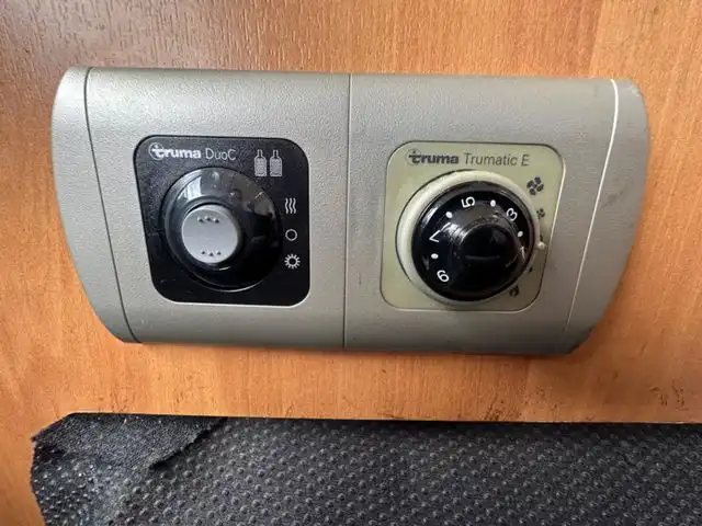 HYMER-ERIBA B 504